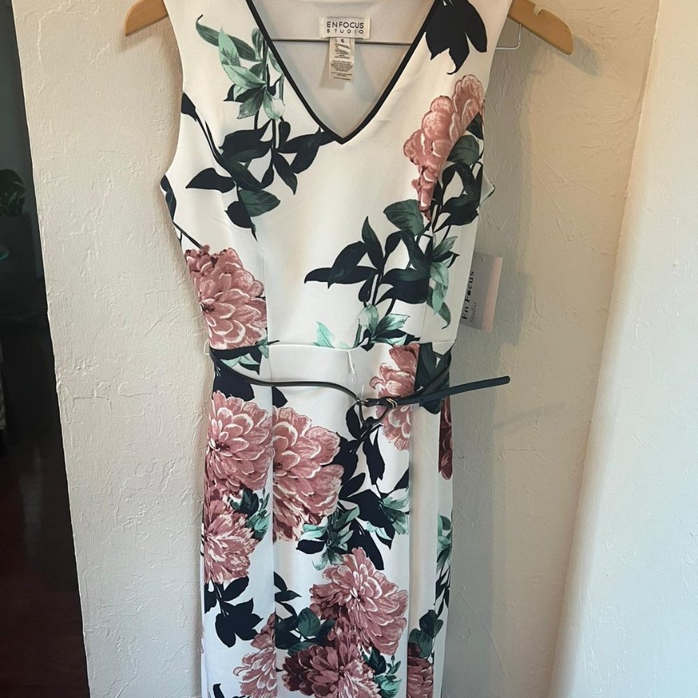 ENFOCUS STUDIO Floral  Midi Dress-Size 6